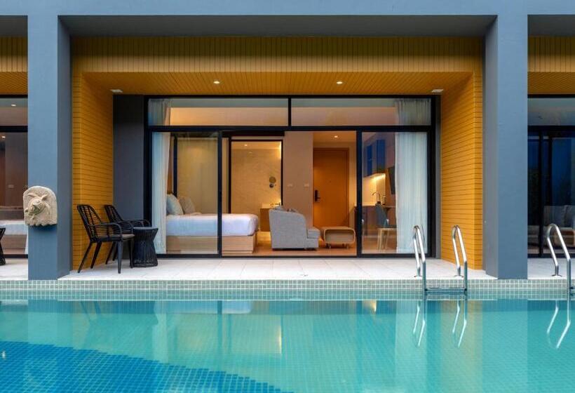Номер Deluxe, Wyndham Garden Naithon Phuket