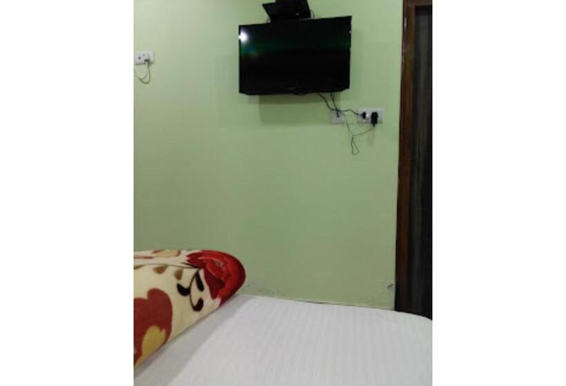 Номер Стандарт, Kajal International Restaurant & Banquet Hall Bihar
