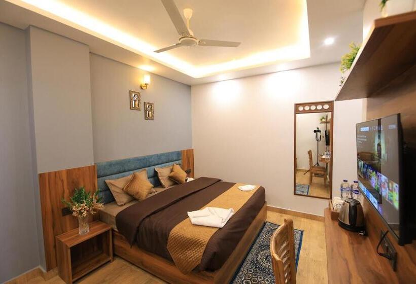اتاق استاندارد با تراس, Mahadev Rishikesh
