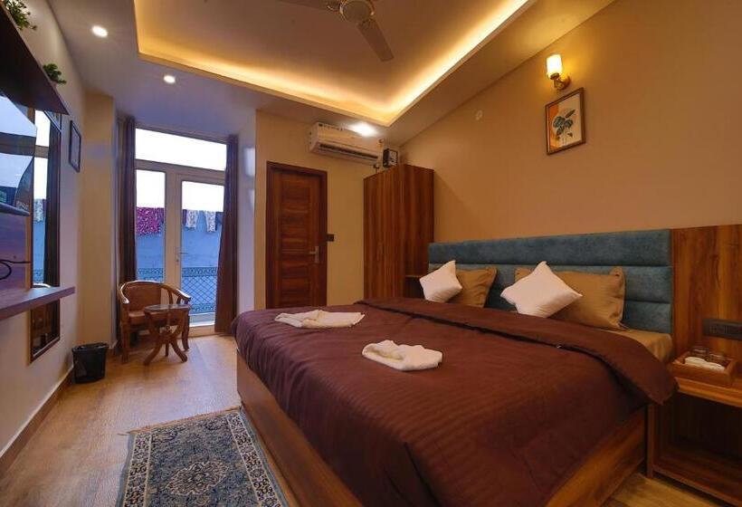 اتاق لوکس با بالکن, Mahadev Rishikesh