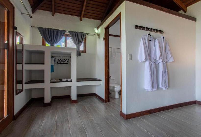 Стандартный Номер Кровать Кинг, The Tranquilo Lodge, Adult Only, All Meals Included