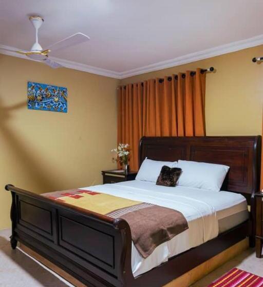 Номер Стандарт, Ampric Guest House And Lounge