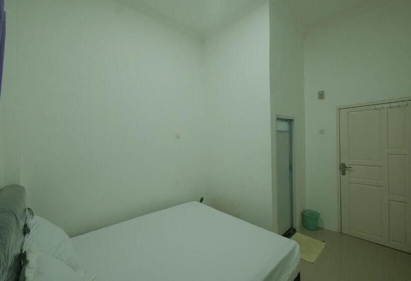디럭스 룸, Oyo 93306 Penginapan Permata Hijau Syariah