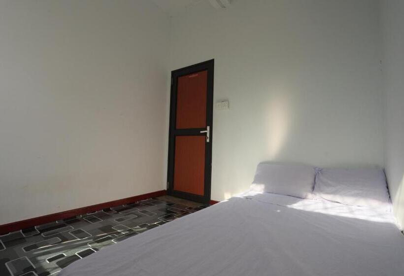 수피리어 싱글 룸, Spot On 93312 Homestay Orange