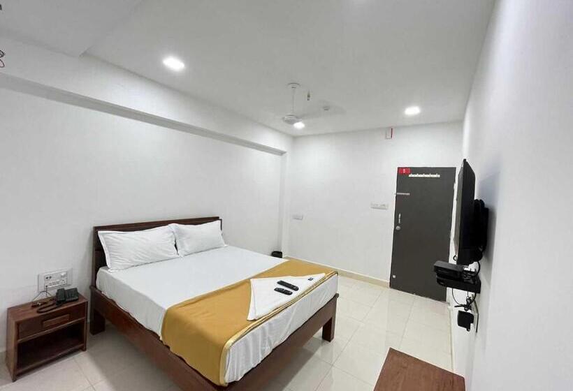 Трехместный Номер Классика, Oyo Hotel Nature Peak