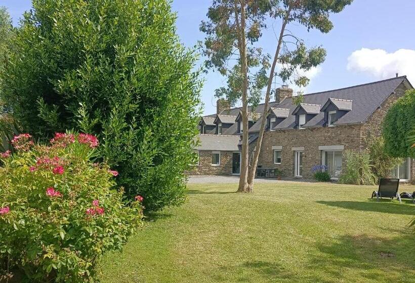 Номер Стандарт Вид на Сад, Relais De Moidrey
