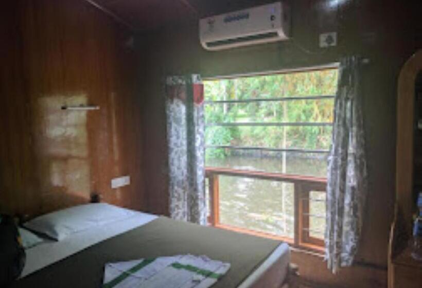 Номер Deluxe, Canoe Ville Kerala