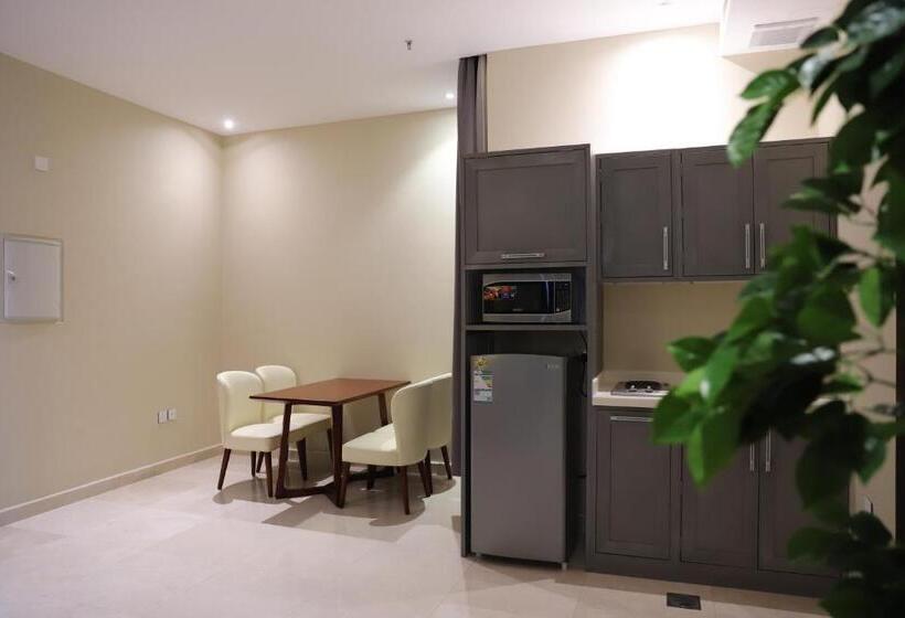 סוויטה, فندق جراند أوتيل للشقق المخدومة Grand Hotel Serviced Apartments