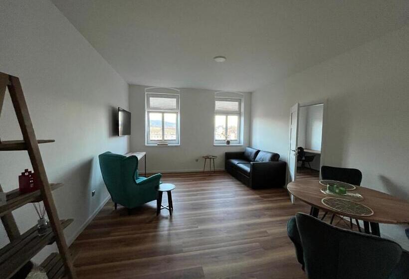 Люкс Вид на Сад, Apartmány Malé Náměstí, Broumov