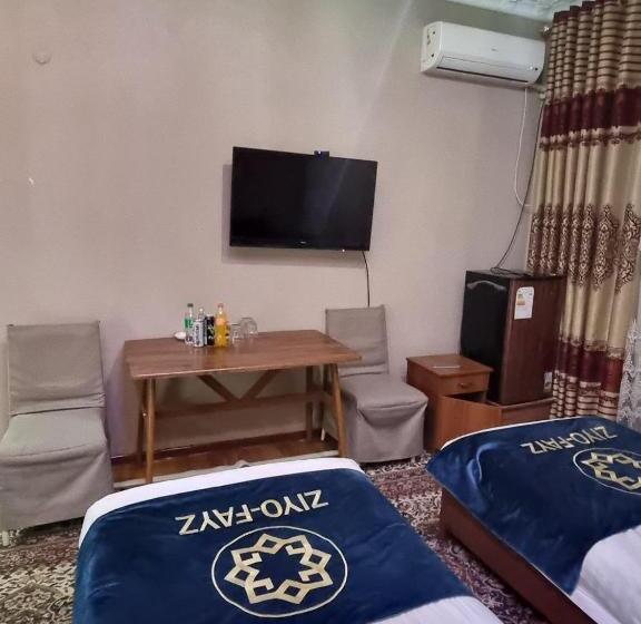 标准间带阳台, Ziyo Fayz