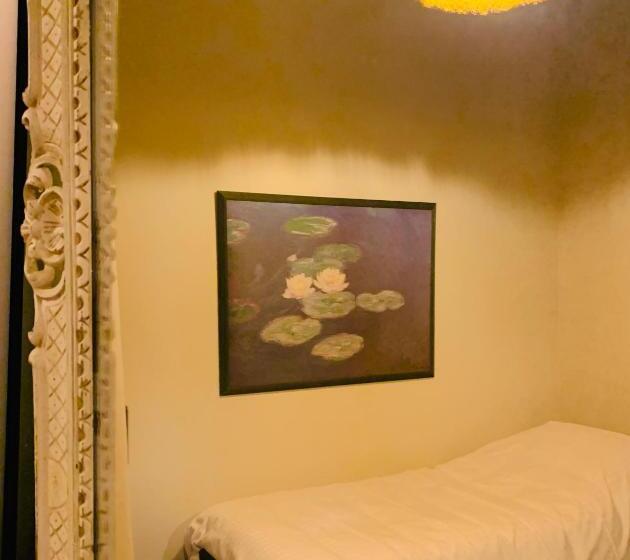 스탠다드 트리플 룸, De Lotuspoort Met Mihr S B&b In De Abdij Van Bornem