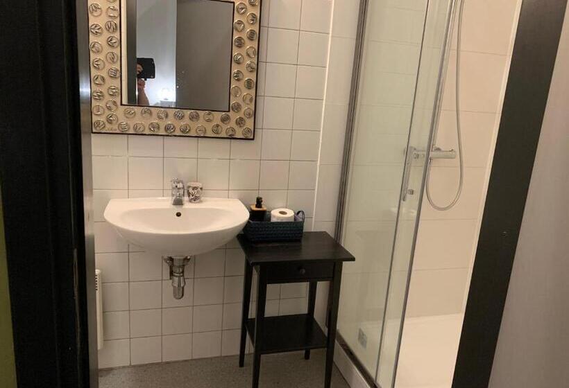 패밀리 룸, De Lotuspoort Met Mihr S B&b In De Abdij Van Bornem