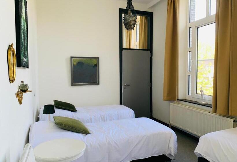 트리플 클래식 룸, De Lotuspoort Met Mihr S B&b In De Abdij Van Bornem