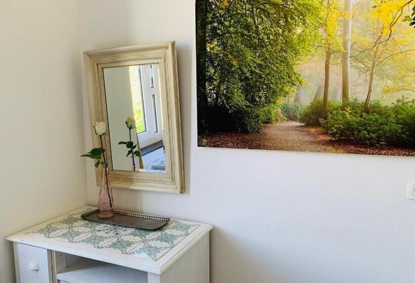 트리플 클래식 룸, De Lotuspoort Met Mihr S B&b In De Abdij Van Bornem