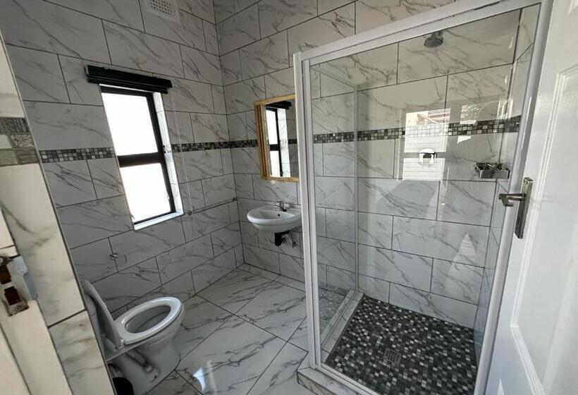 Номер Стандарт, Zuri Place