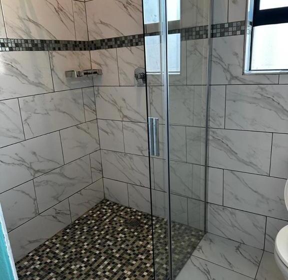 Номер Стандарт, Zuri Place
