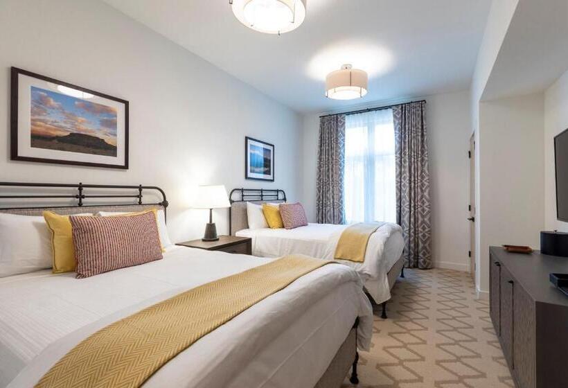 스탠다드 룸, The Blake Residences