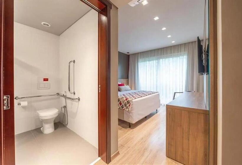 اتاق کلاسیک چهارنفره, Quarto Hotel Laghetto Stilo Borges