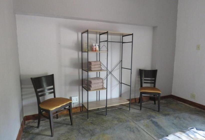 اتاق خانوادگی, Faith City Guesthouse