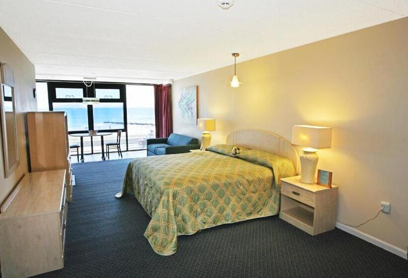 带大床的复式套间, Aloha Oceanfront Motel