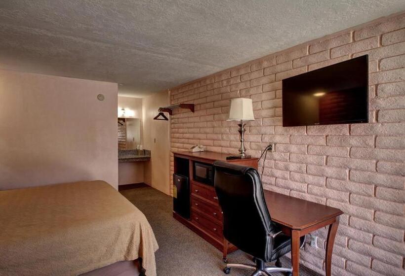 Стандартный Номер Кровать Кинг, Country Inn Beaver Utah