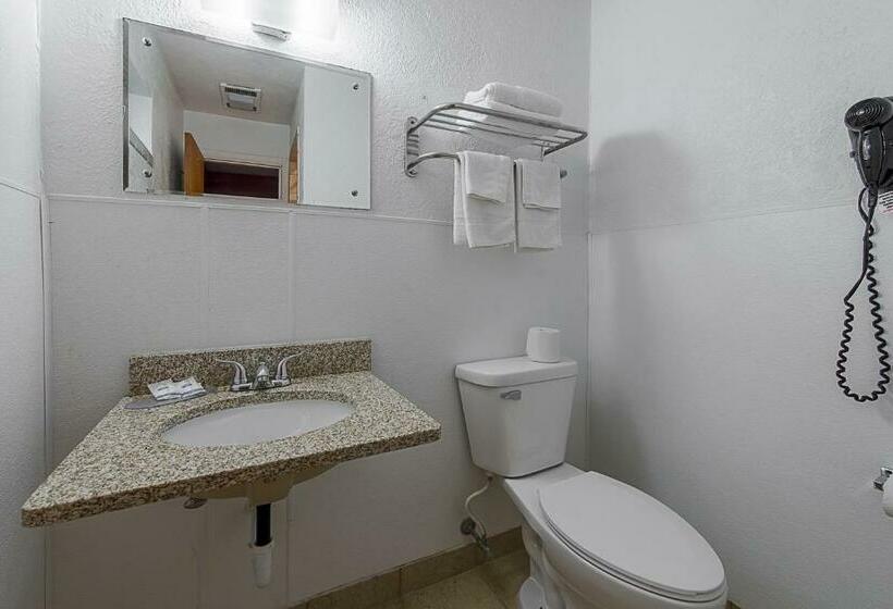 Стандартный Номер Кровать Кинг, Highway Inn