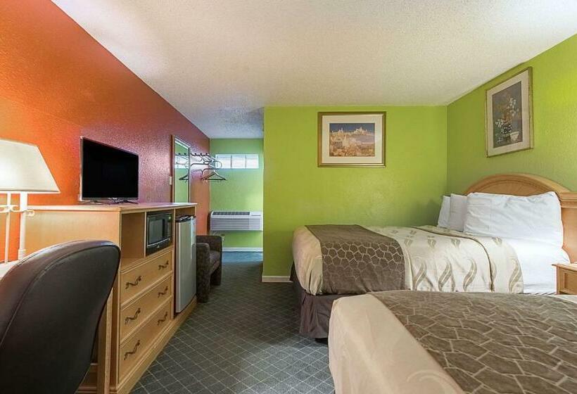 غرفه قياسيه سريرين مزدوجين, Highway Inn