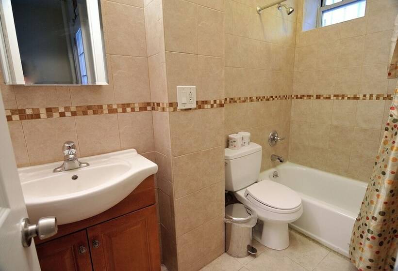 اتاق استاندارد, Rostel  Hostel