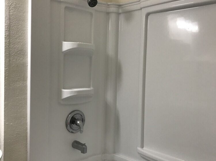 标准间, Townhouse Motel