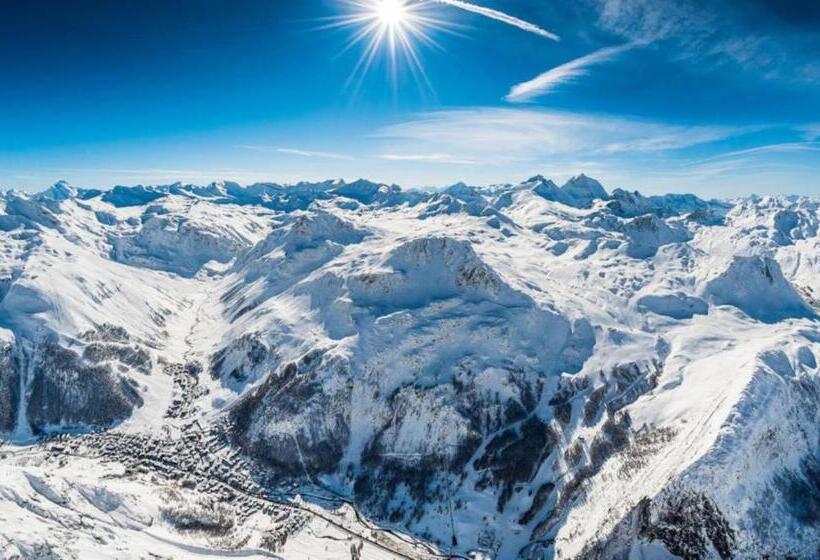 استودیو استاندارد با چشم‌انداز, Résidence Les Crêts 1   Val D Isère