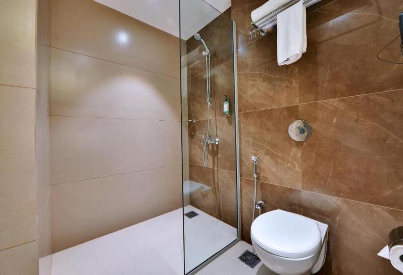 デラックスルーム, Click Hotel Pithampur