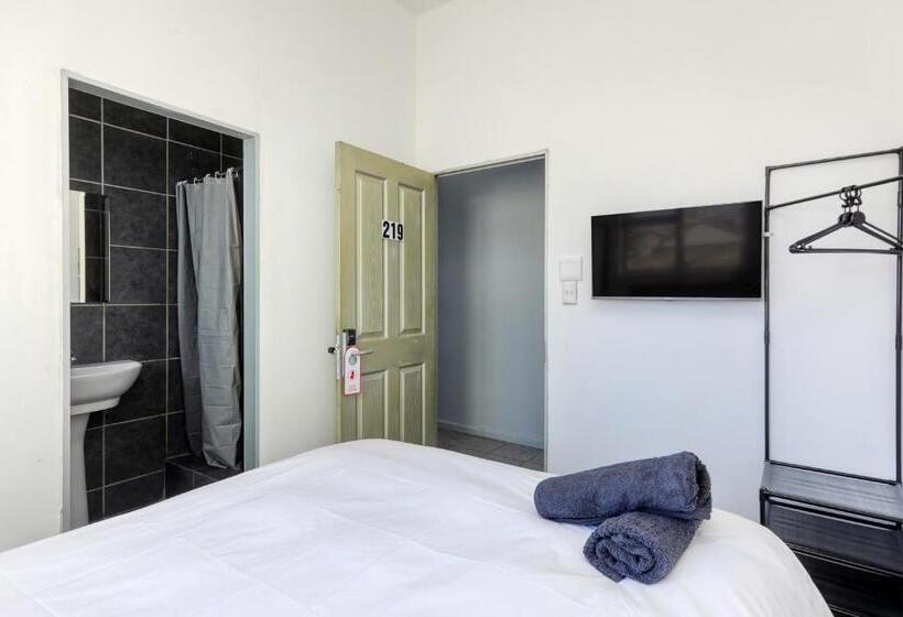 Номер Basic, Inn & Out Express Sea Point