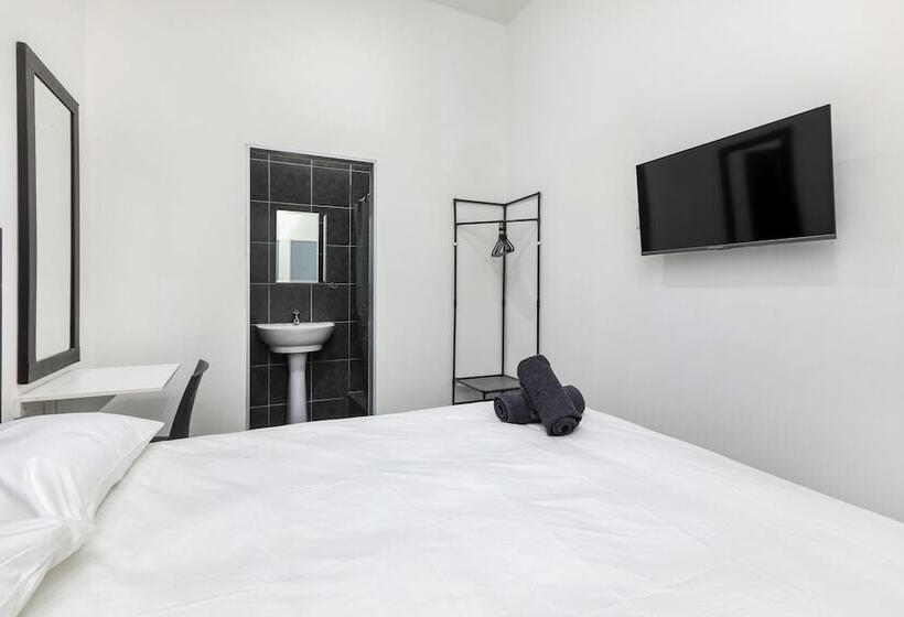 Номер Стандарт, Inn & Out Express Sea Point