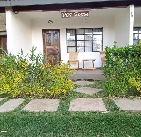 استودیو استاندارد با تراس, Der Stern Riverside, Nanyuki
