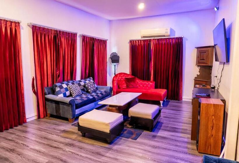 חדר סטודיו סטנדרד, The White Rabbit Hostel
