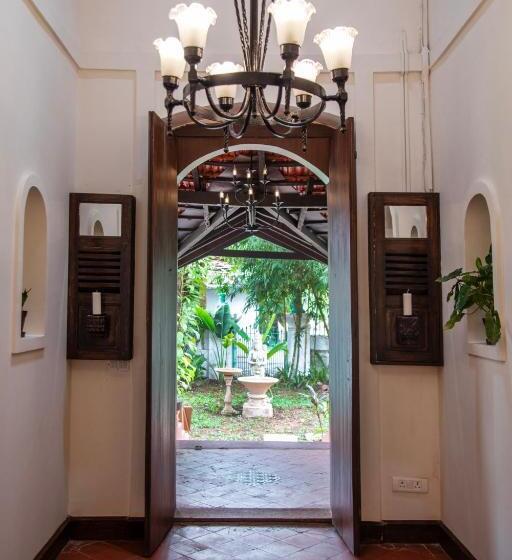 Вилла с 1 спальней и бассейном, Lamrin Ucassaim Goa A 18th Century Portuguese Villa