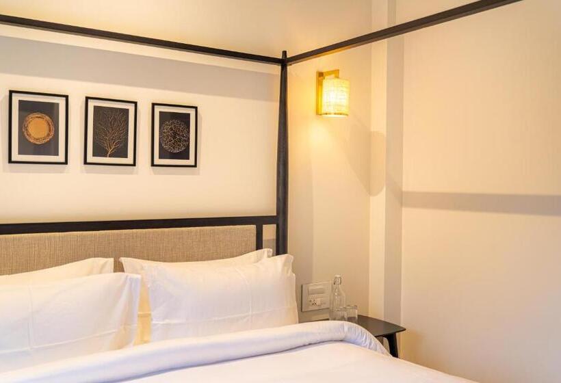 스탠다드 룸 킹사이즈 침대, Nivasana Manali   A Luxury Boutique