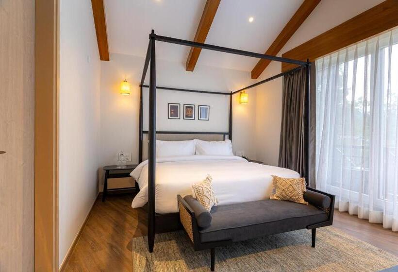 발코니가 있는 스위트, Nivasana Manali   A Luxury Boutique