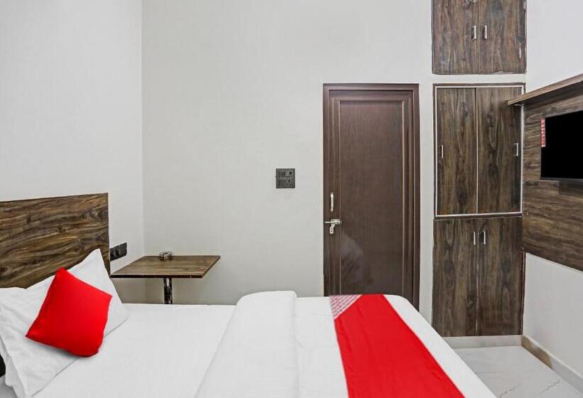 Трехместный Номер Классика, Oyo Flagship Palacio Inn