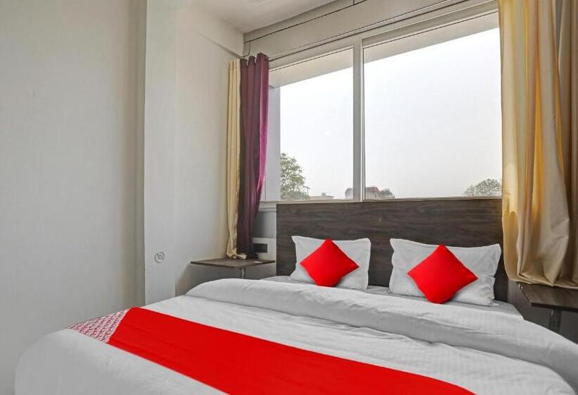 Трехместный Номер Классика, Oyo Flagship Palacio Inn