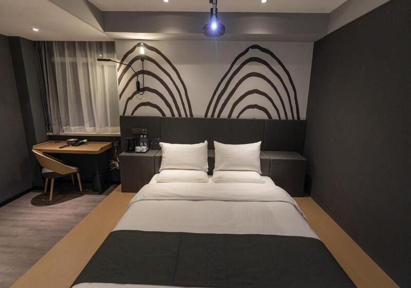Номер Стандарт, Thank Inn Plus Lanzhou New District Zhongchuan Airport Rainbow City
