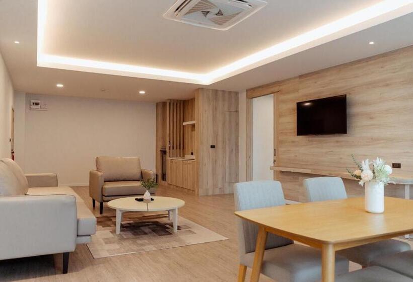 スイート, Rus Hotel&convention Ayutthaya