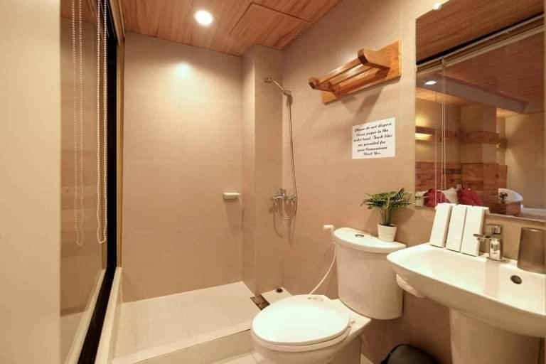 디럭스 룸, Ghiellaniqa Inn