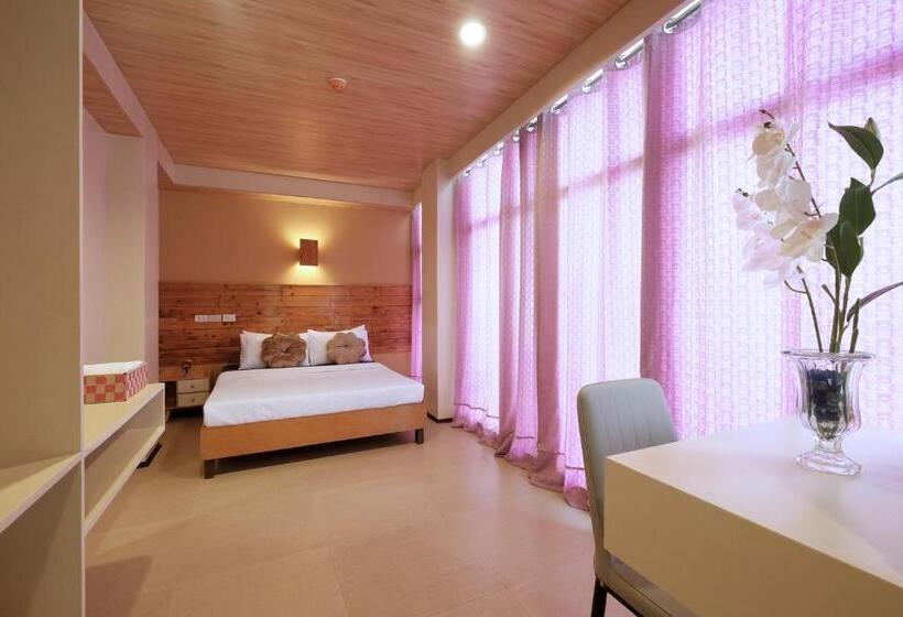 디럭스 룸, Ghiellaniqa Inn