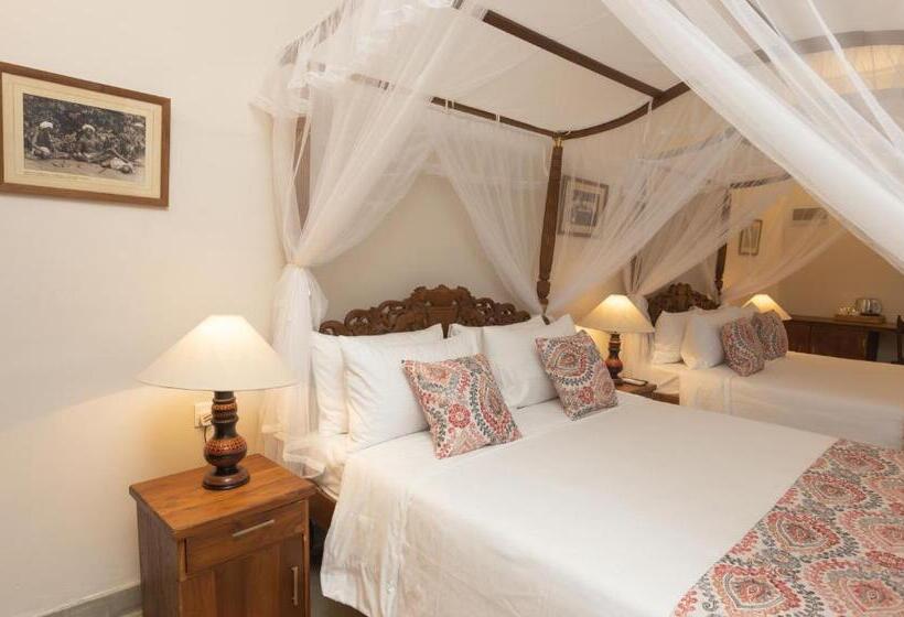 Семейный Номер, Edgar Mansion Kandy
