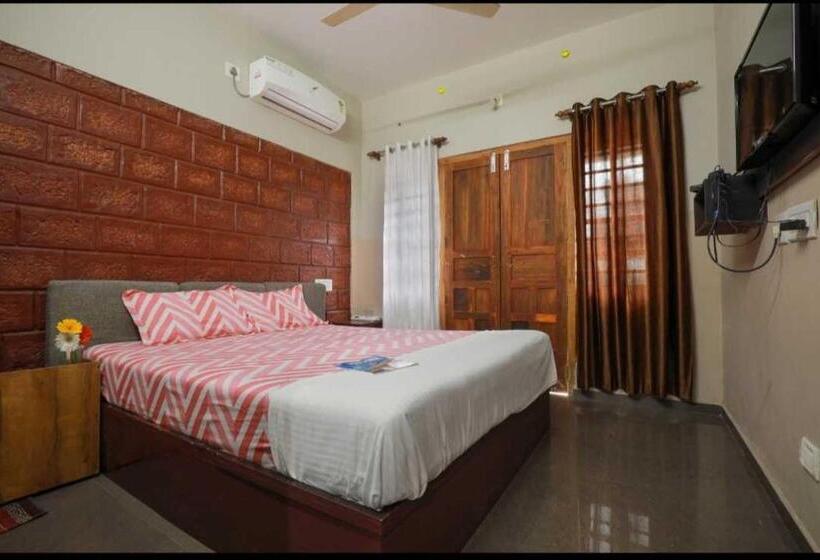 Трехместный Номер Классика, Oyo River View Resort