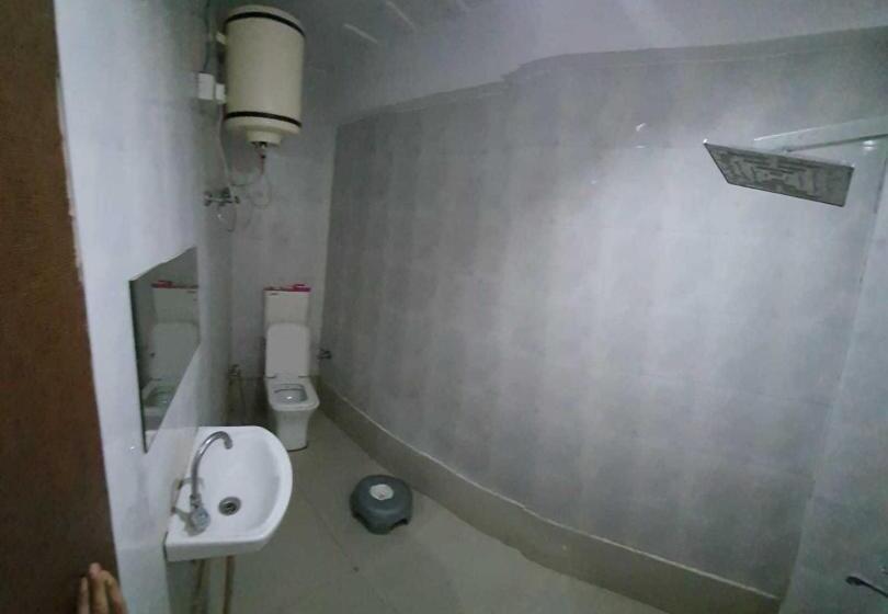 Трехместный Номер Классика, Oyo Hotel Pranav