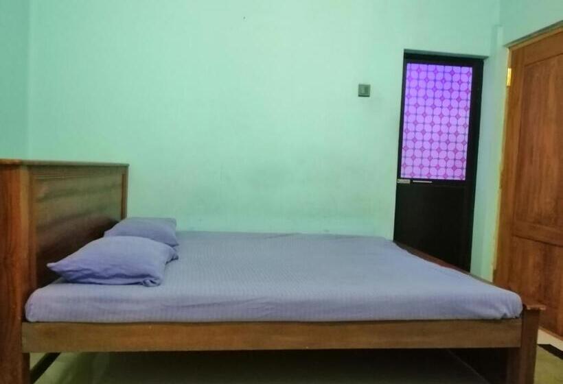 Номер Стандарт, Udara S Colombo Rooms