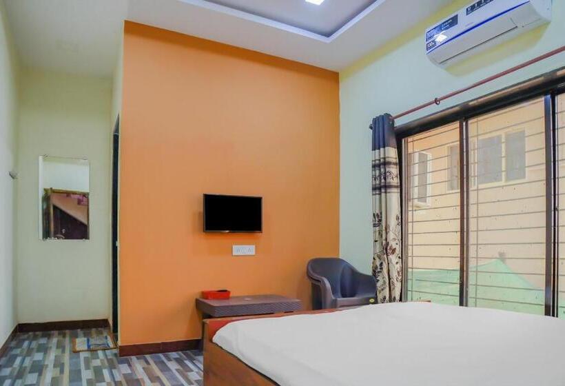 Трехместный Номер Классика, Oyo Flagship 84379 York Inn