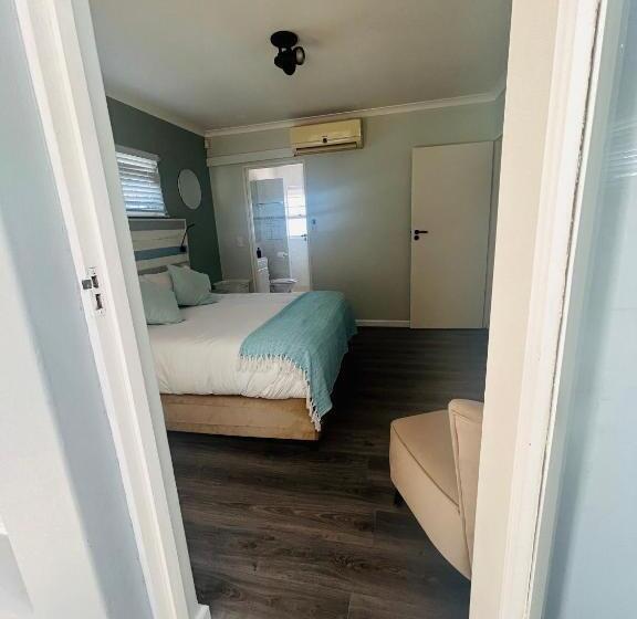 Дом 1 Спальня, Zithelo Guest House